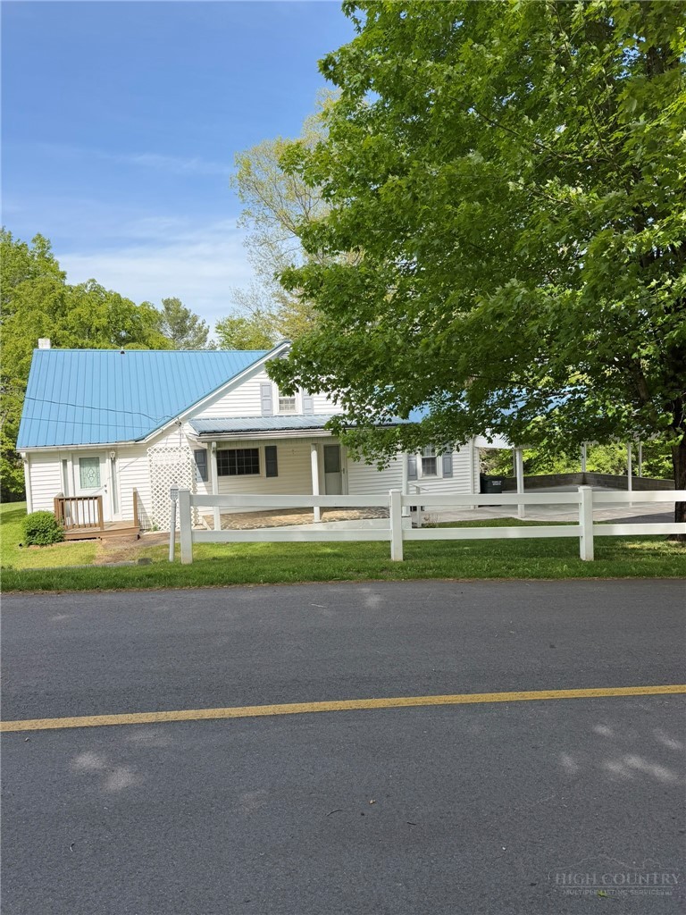 272 Ballpark Road Sparta, NC 28675 - Photo 10 of 50