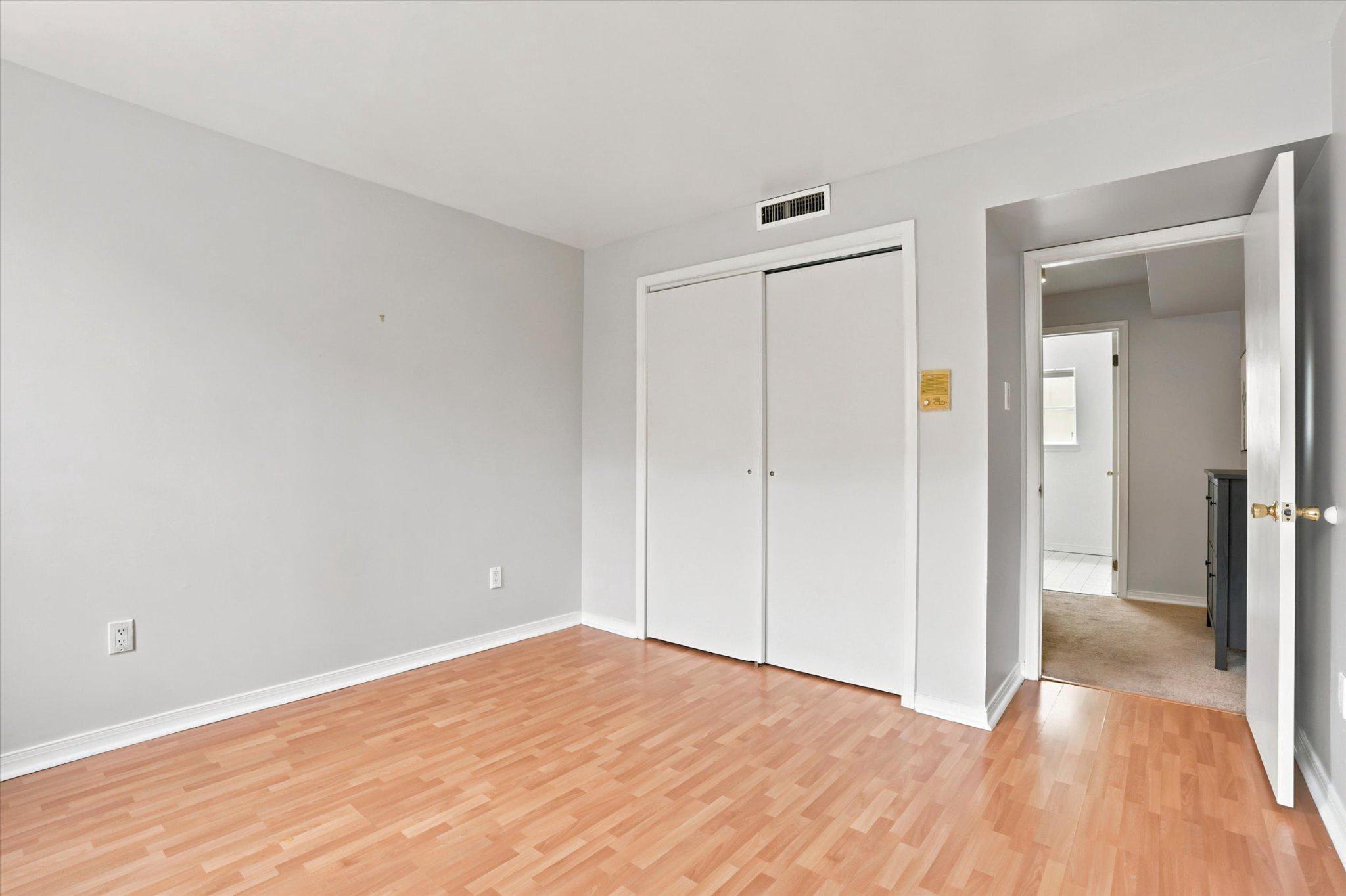 330 Monroe Street Philadelphia, PA 19147 - Photo 22 of 33 2nd floor bedroom.