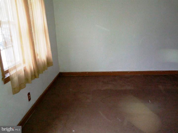 1042 South Merrimac Road Camden, NJ 08104 - Photo 11 of 18