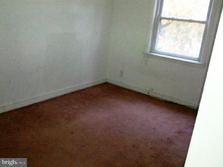 1042 South Merrimac Road Camden, NJ 08104 - Photo 15 of 18