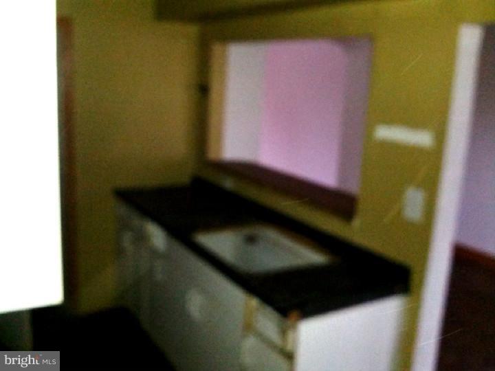 1042 South Merrimac Road Camden, NJ 08104 - Photo 9 of 18
