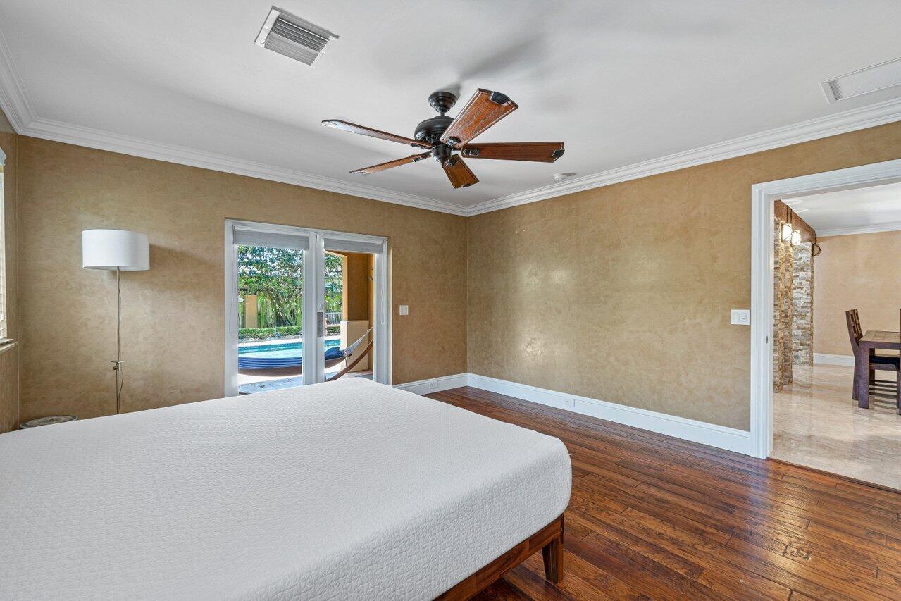 870 Northwest 7th Street Boca Raton, FL 33486 - Photo 21 of 37 025-870Northwest7thAvenue-BocaRaton-FL-3