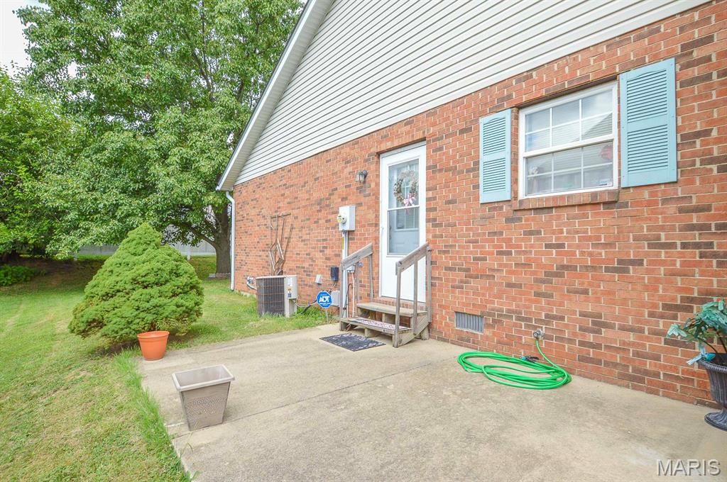 337 Radcliff Road Shiloh, IL 62221 - Photo 20 of 22