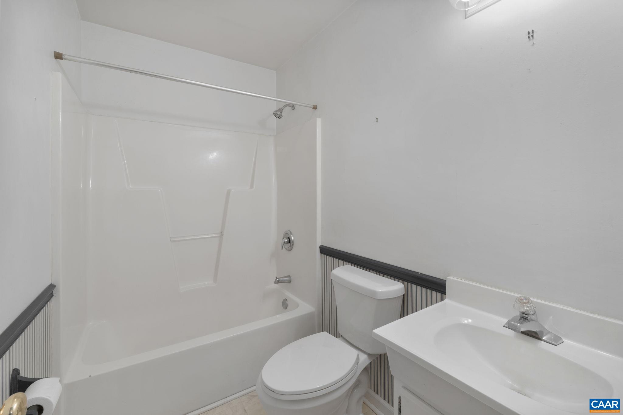 6 Pinehurst Road Palmyra, VA 22963 - Photo 20 of 34