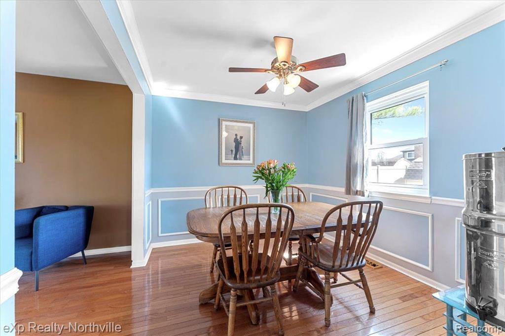 7214 Chichester Road Canton, MI 48187 - Photo 9 of 44
