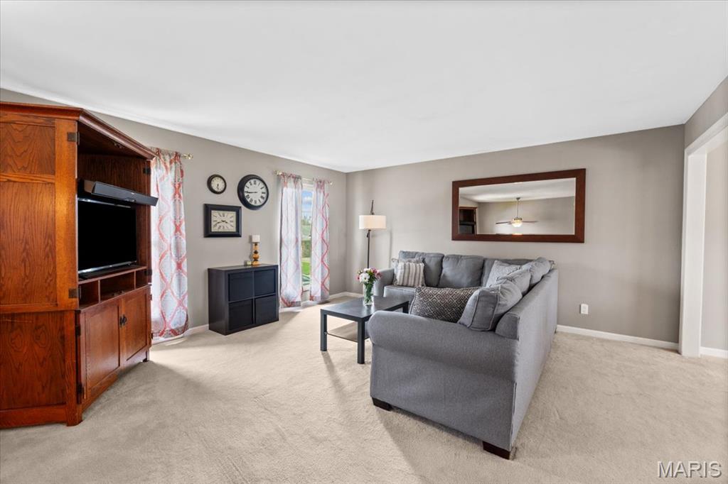 4105 Chisolm Trail St. Charles, MO 63304 - Photo 4 of 28