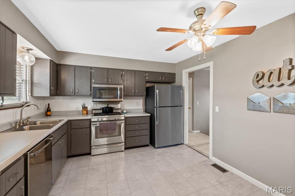 4105 Chisolm Trail St. Charles, MO 63304 - Photo 6 of 28