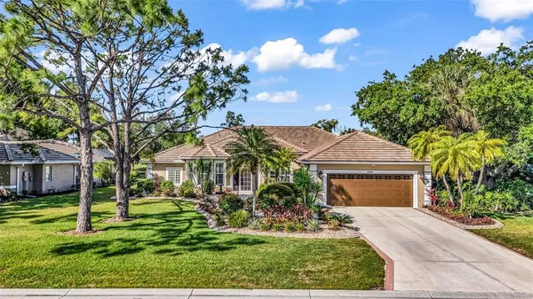 $849,000 | 2201 Calusa Lakes Boulevard, Nokomis, FL 34275