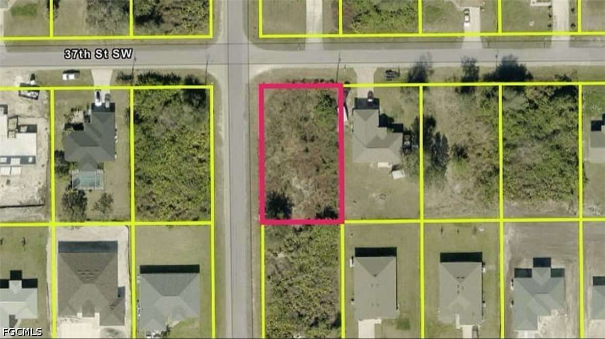 3219 37th Street Southwest Lehigh Acres, FL 33976 - Photo 4 of 5