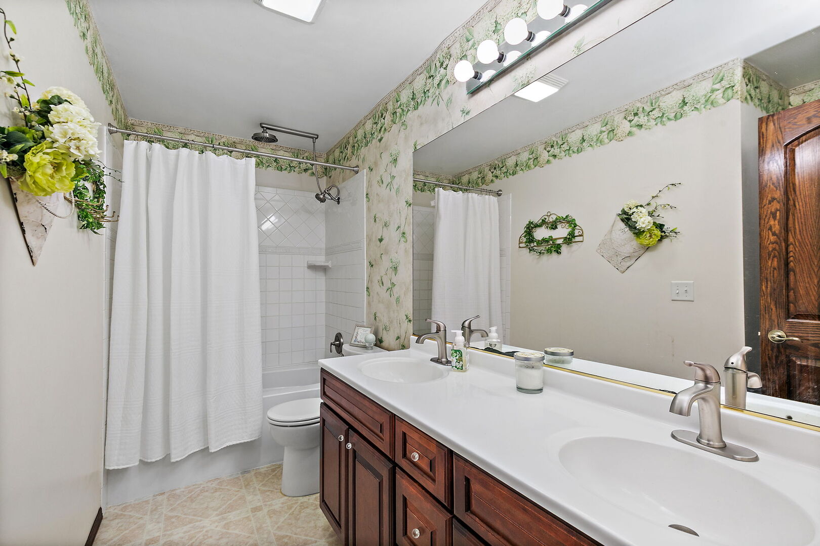 768 Merrimac Street Cary, IL 60013 - Photo 11 of 27