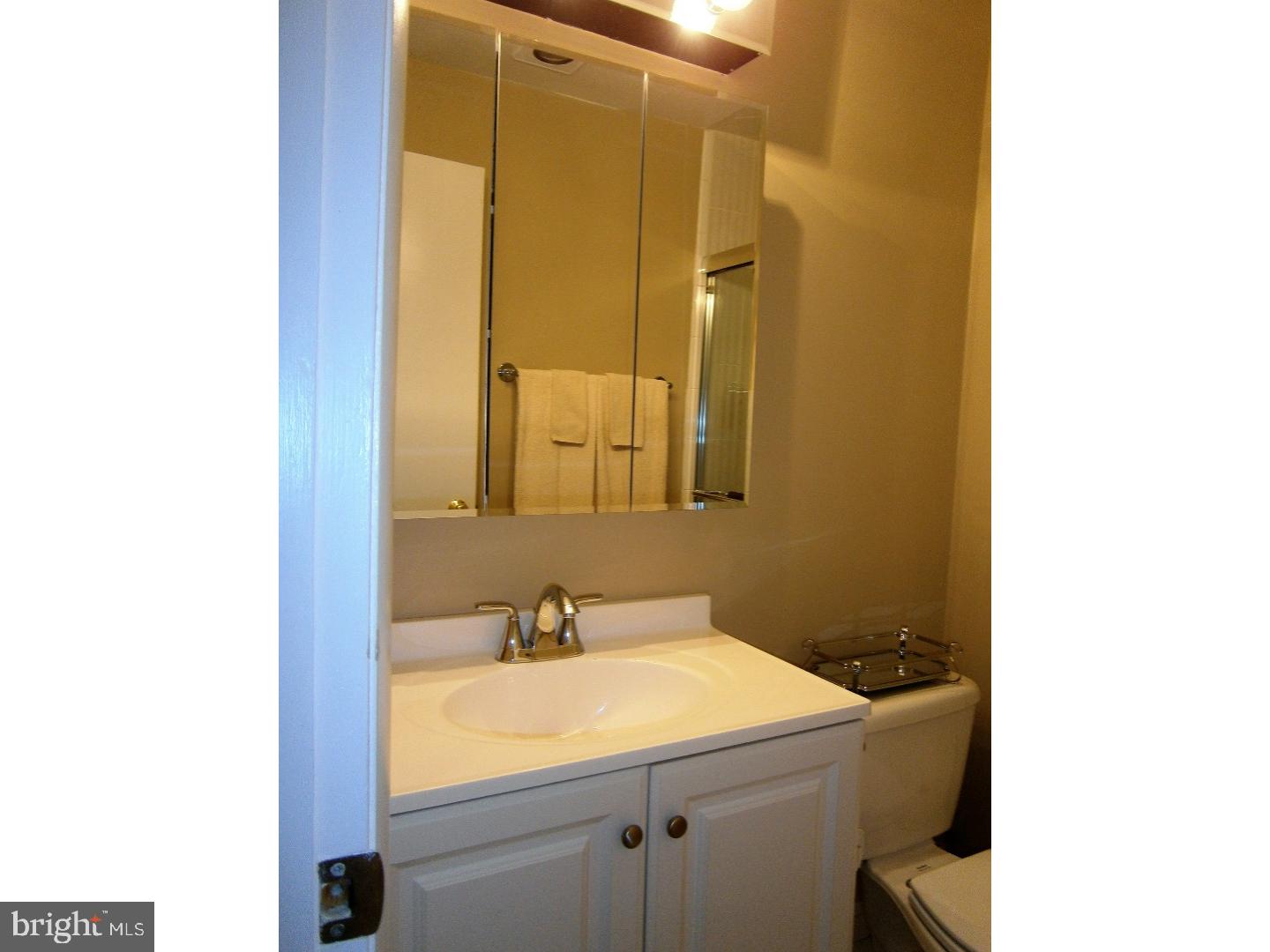 11023 Greiner Road Philadelphia, PA 19116 - Photo 16 of 25 Gallery Image 16