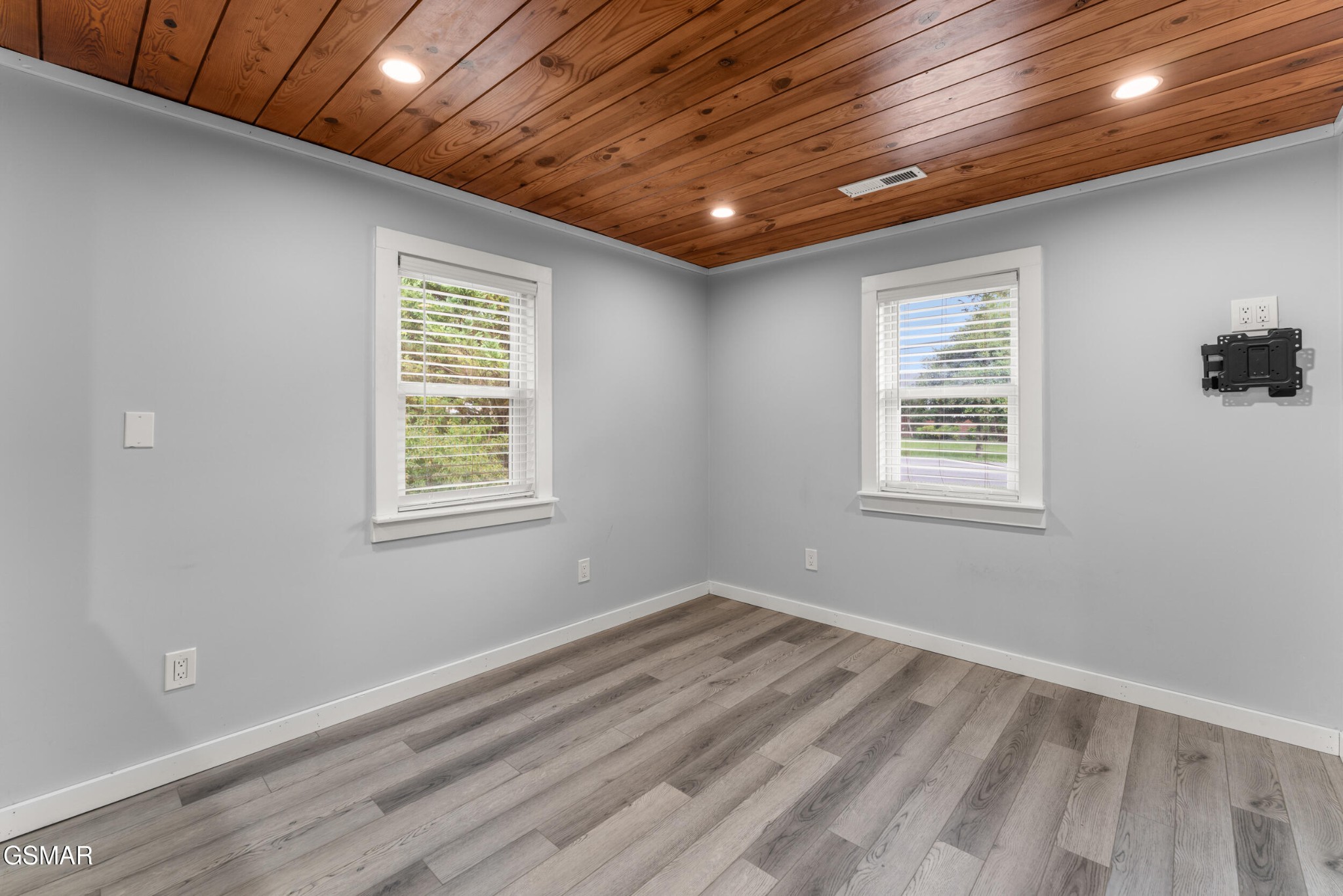 310 Two View Road Pigeon Forge, TN 37863 - Photo 13 of 44 Gallery Image 13