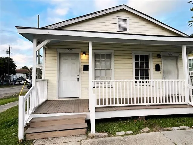 $850 | 1000 Newton Street, New Orleans, LA 70114