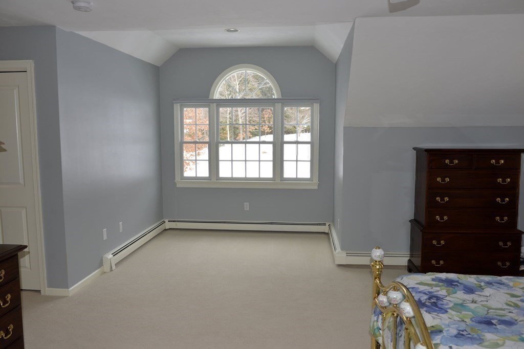 32 Juniper Road Upton, MA 01568 - Photo 26 of 41 Gallery Image 26