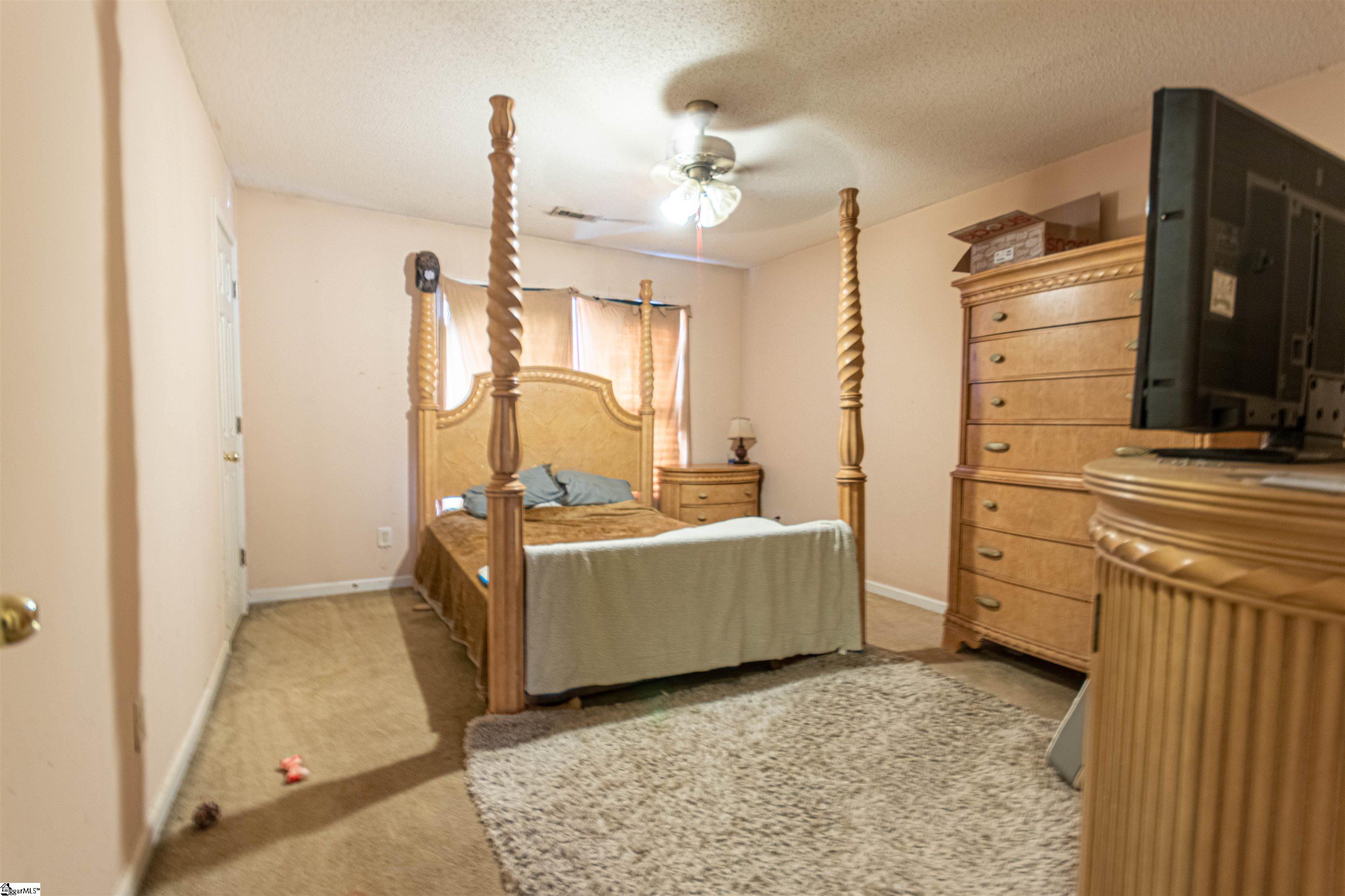 220 Springfield Circle Easley, SC 29642 - Photo 4 of 15 Gallery Image 4