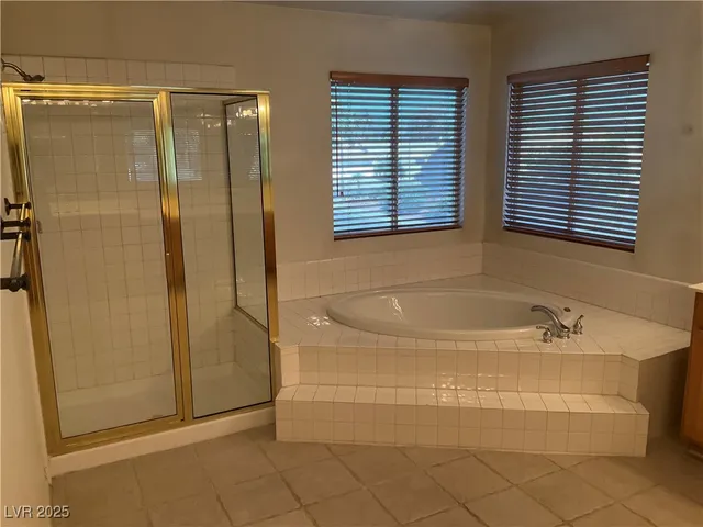 $2,450 | 255 Flirtation Court, Henderson, NV 89074