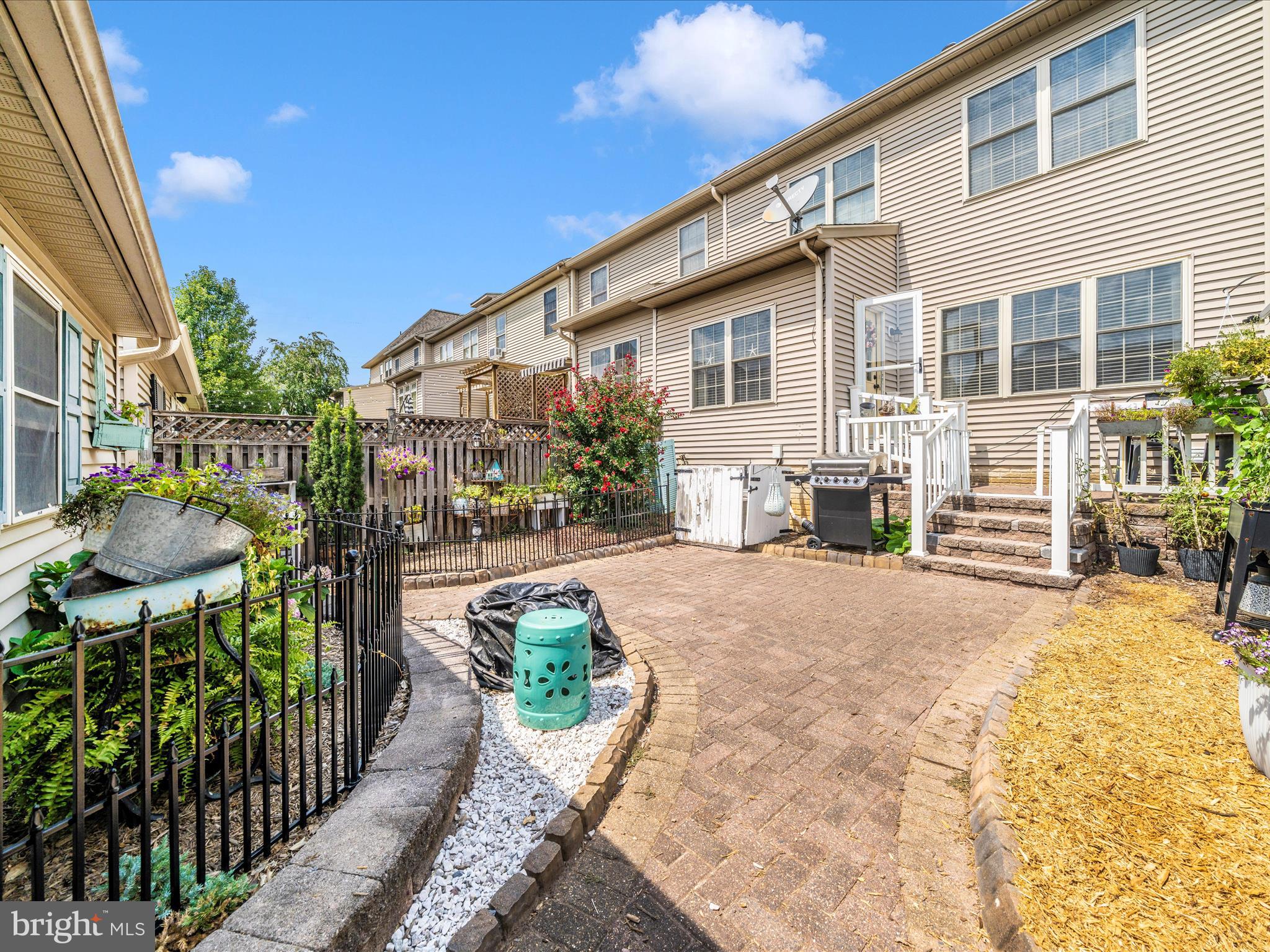 2529 Waterside Drive Frederick, MD 21701 - Photo 40 of 68 Exterior Back