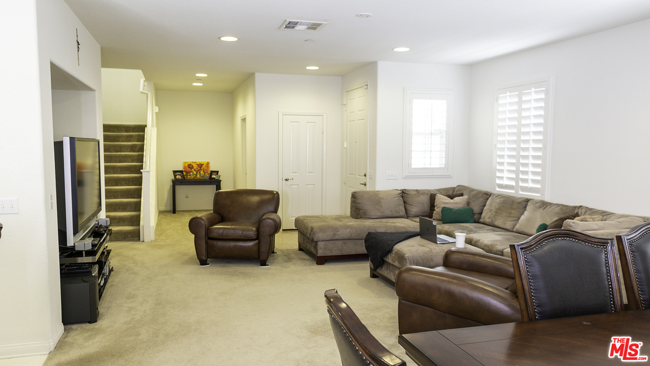 1882 Atlas Drive Riverside, CA 92501 - Photo 5 of 52