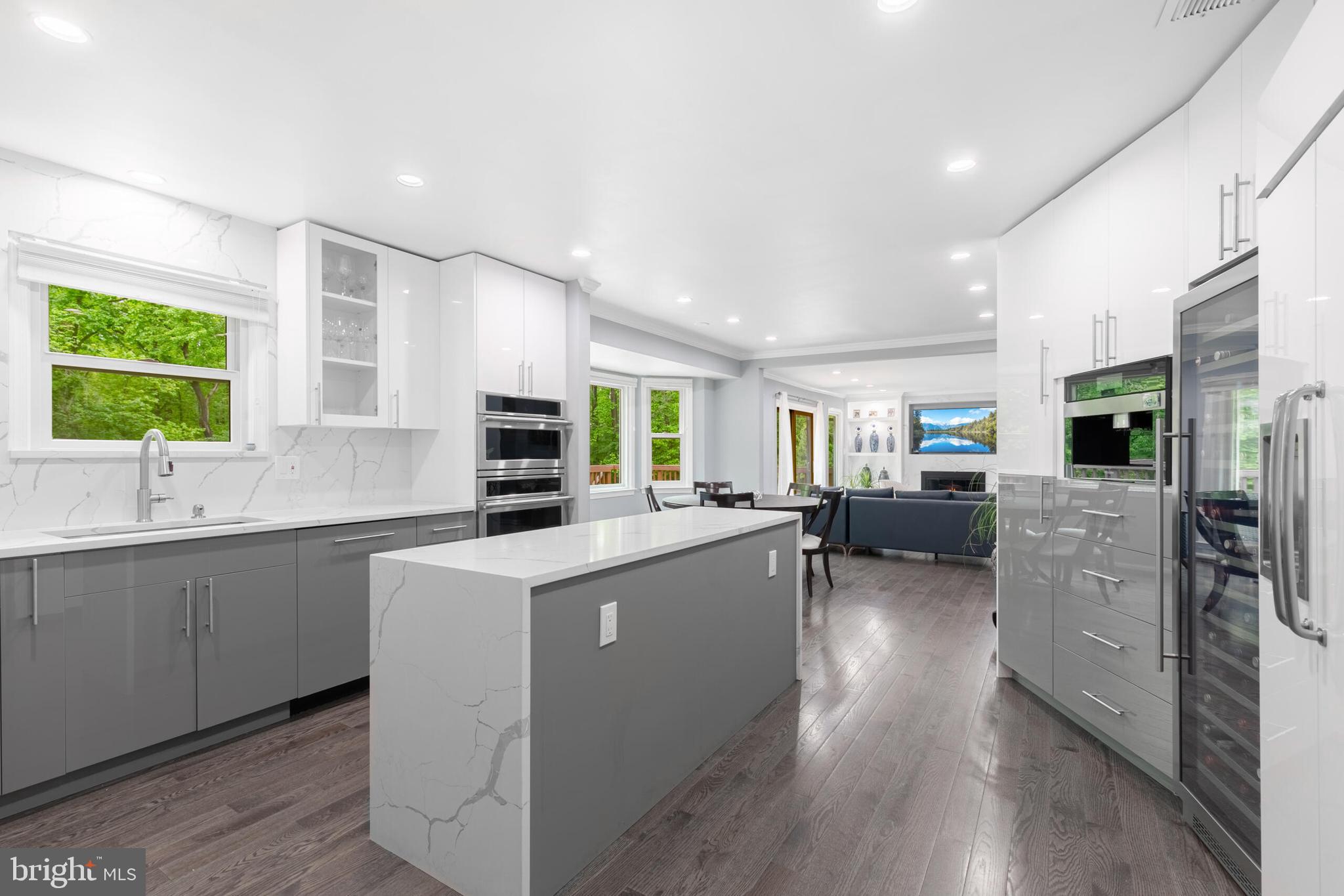 820 Ridge Drive McLean, VA 22101 - Photo 7 of 21