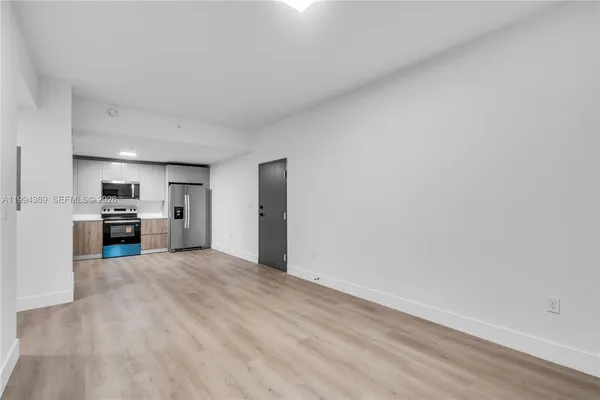 $2,600 | 3728 Northwest 19th Avenue, Unit 101, Miami, FL 33142