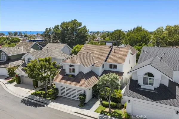 $4,995,000 | 2541 Point Del Mar, Corona del Mar, CA 92625