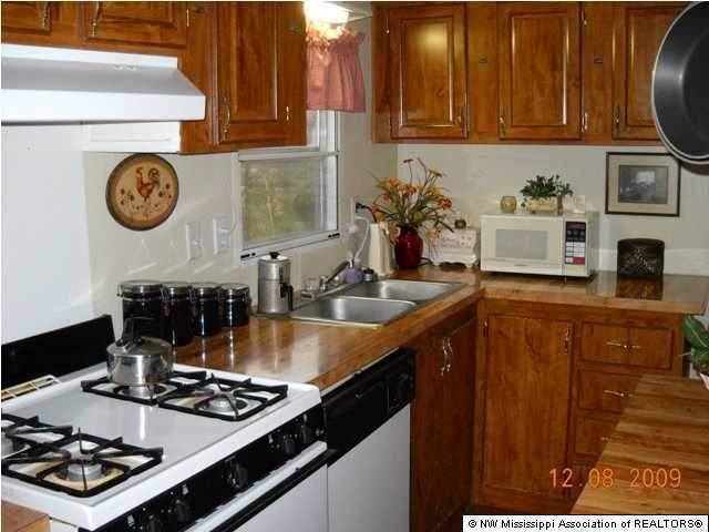 8900 Oak Grove Road Hernando, MS 38632 - Photo 8 of 12 Additional Photo