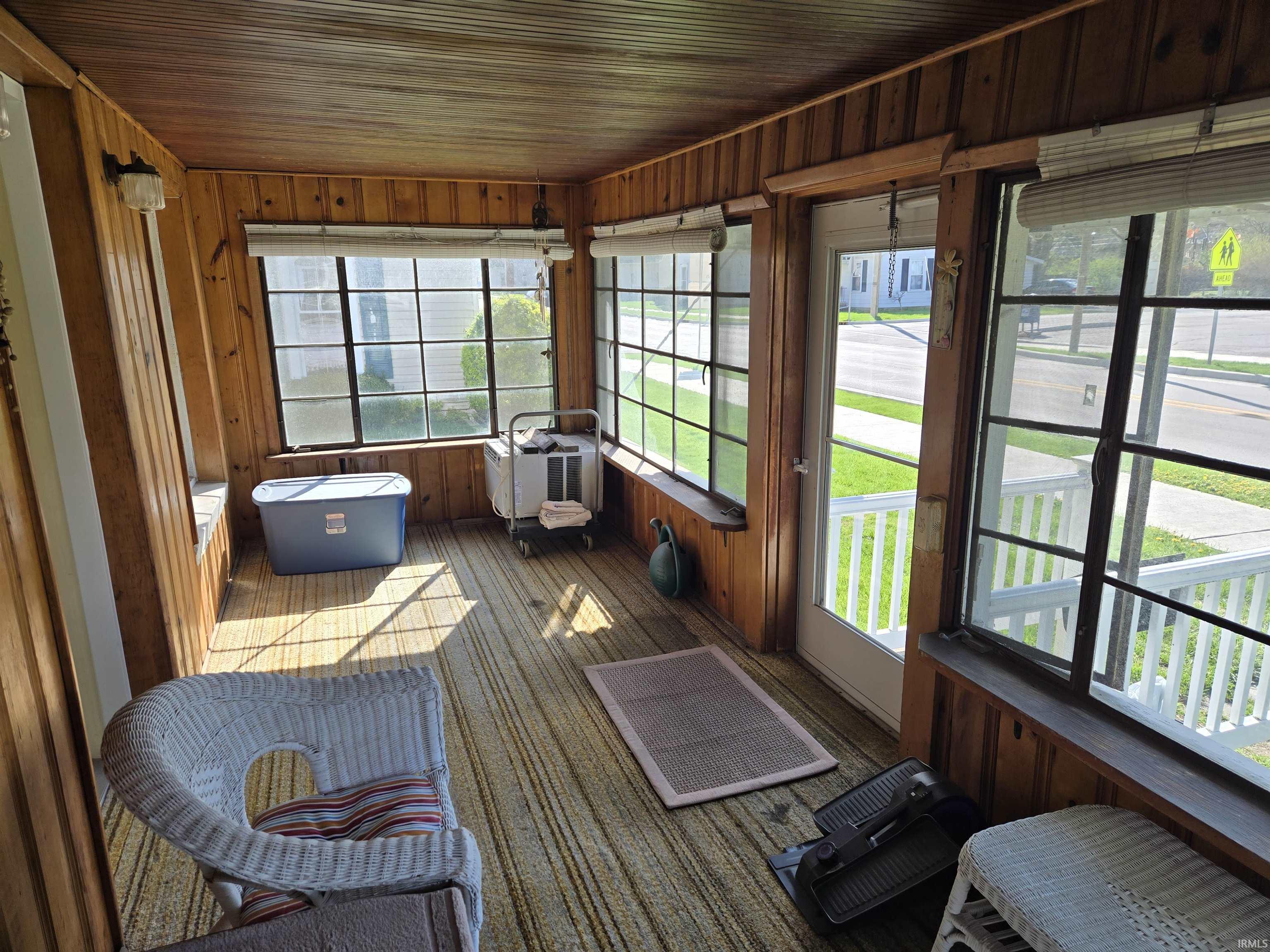 904 West State Street Albany, IN 47320 - Photo 15 of 18