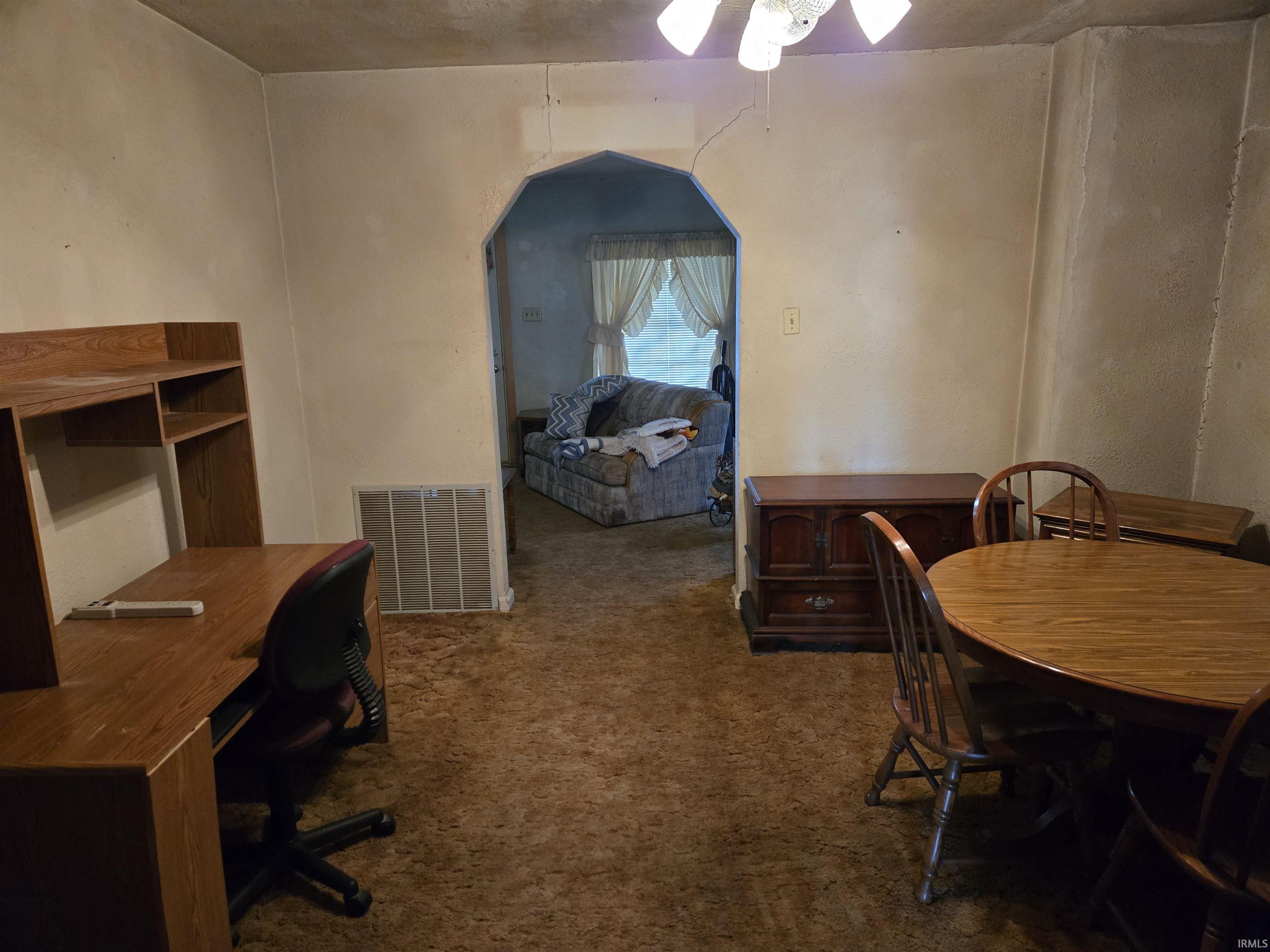 904 West State Street Albany, IN 47320 - Photo 9 of 18