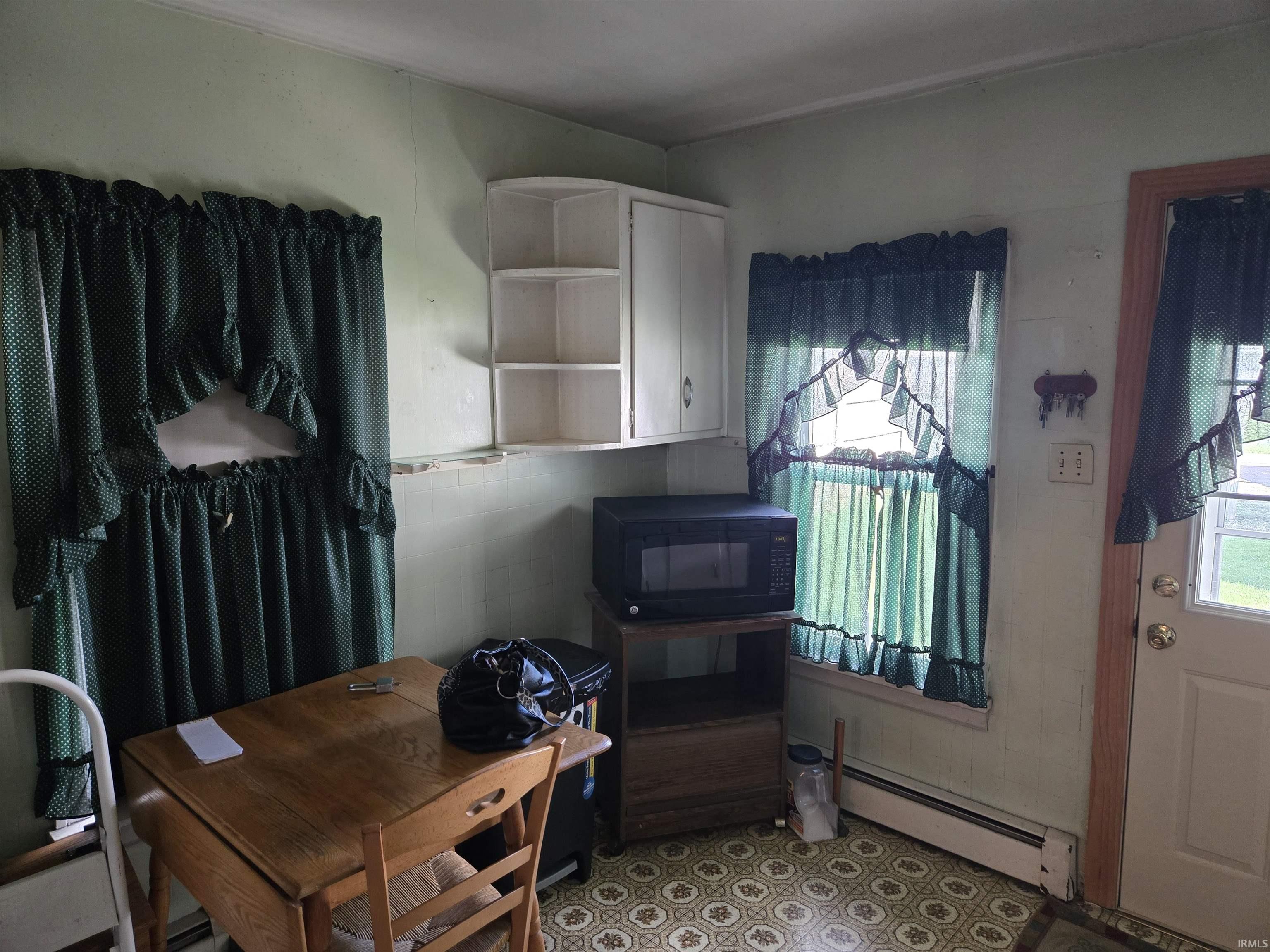 904 West State Street Albany, IN 47320 - Photo 10 of 18