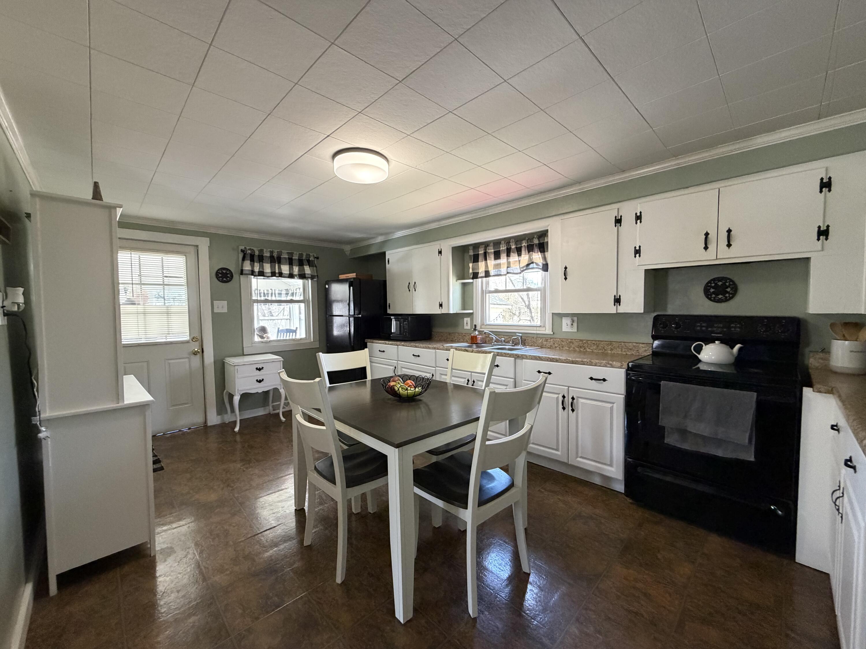 36 Cedar Street East Millinocket, ME 04430 - Photo 13 of 46 IMG_3764