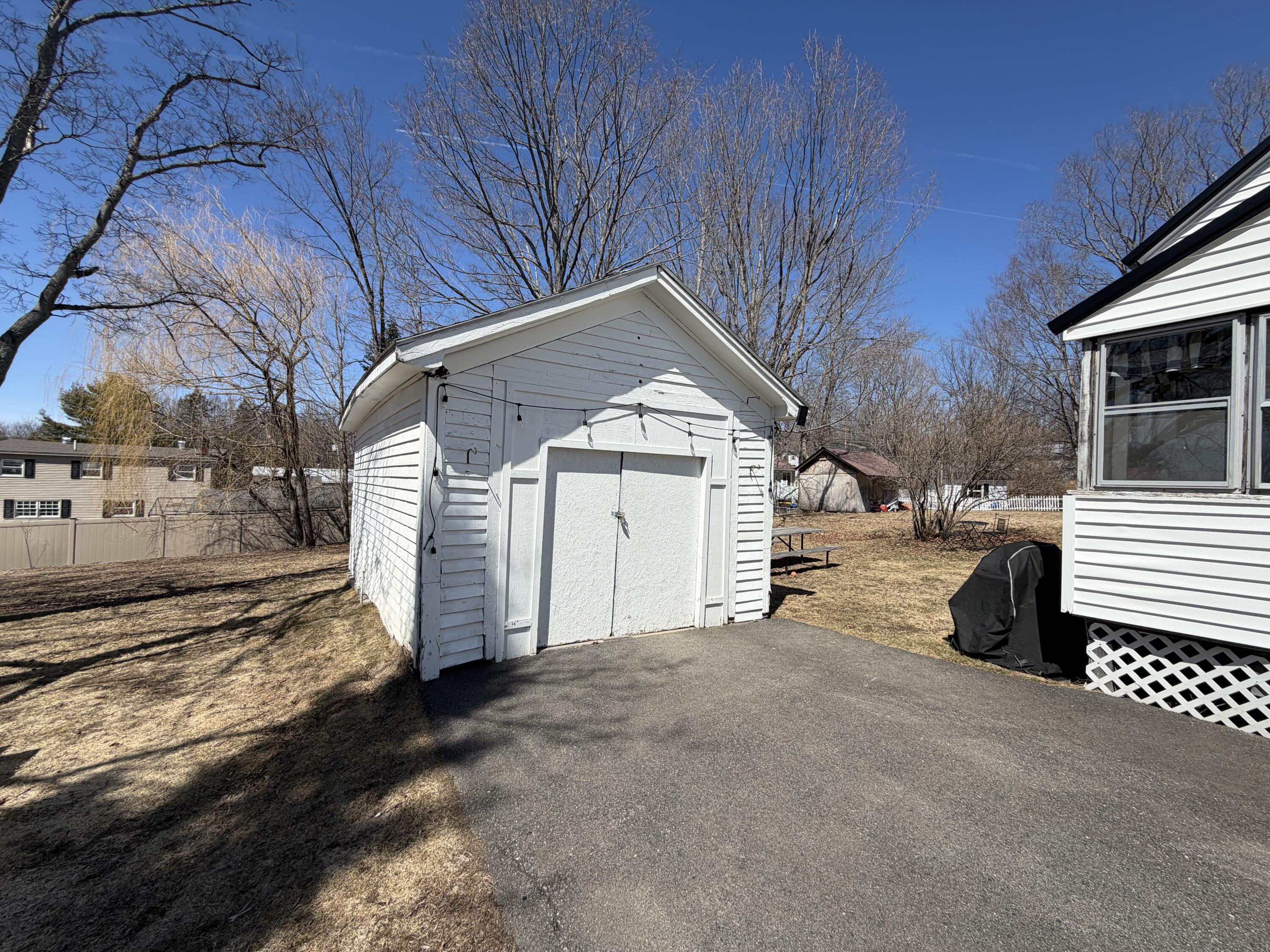 36 Cedar Street East Millinocket, ME 04430 - Photo 4 of 46 IMG_3709