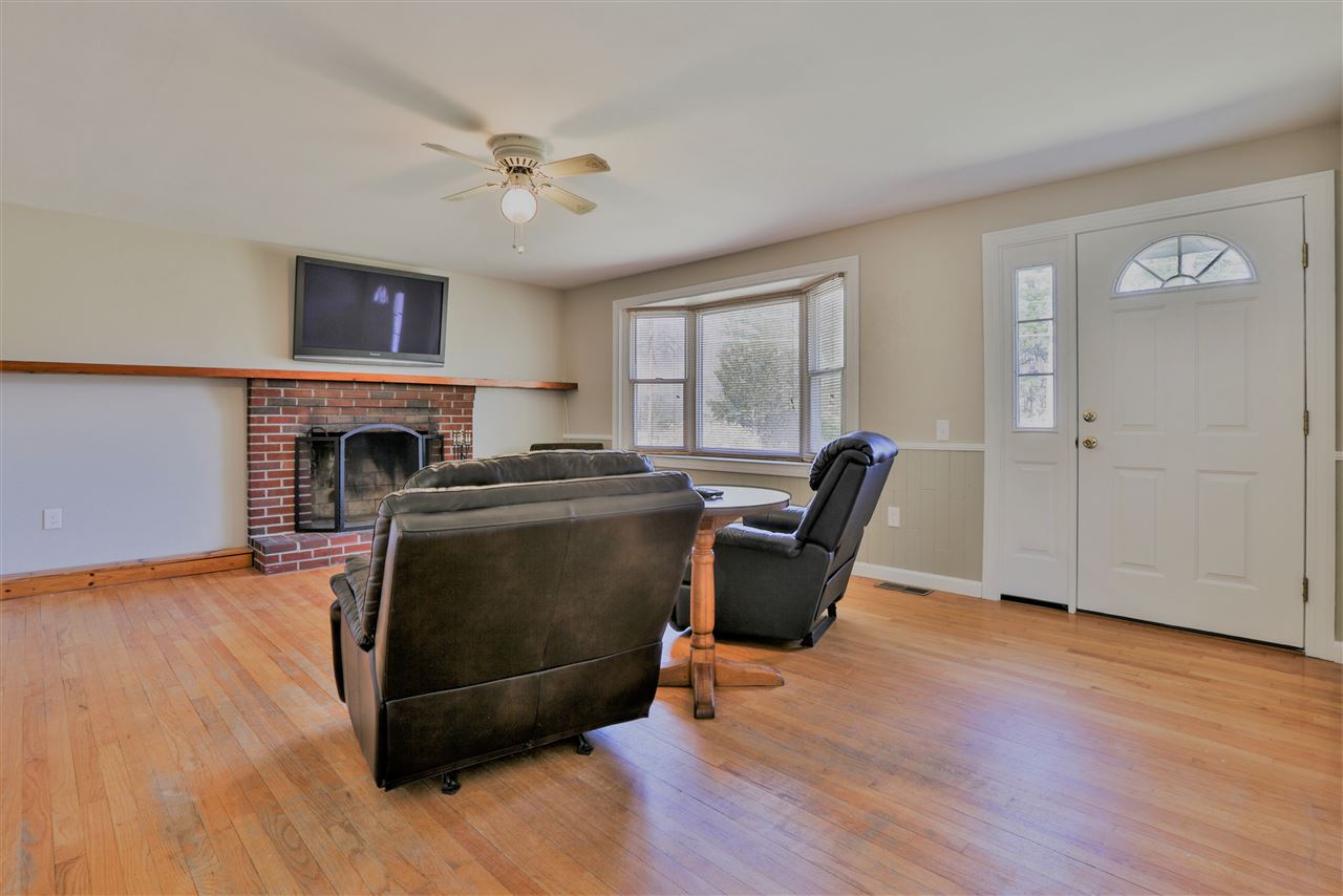 471 Boston Post Road Amherst, NH 03031 - Photo 4 of 16 Gallery Image 4