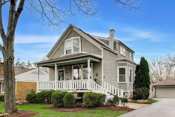 $585,000 | 256 Blackhawk Road, Riverside, IL 60546