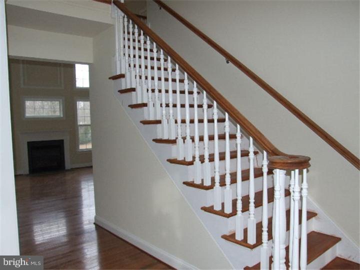 5 Hidden Hills Road Media, PA 19063 - Photo 3 of 12 Foyer