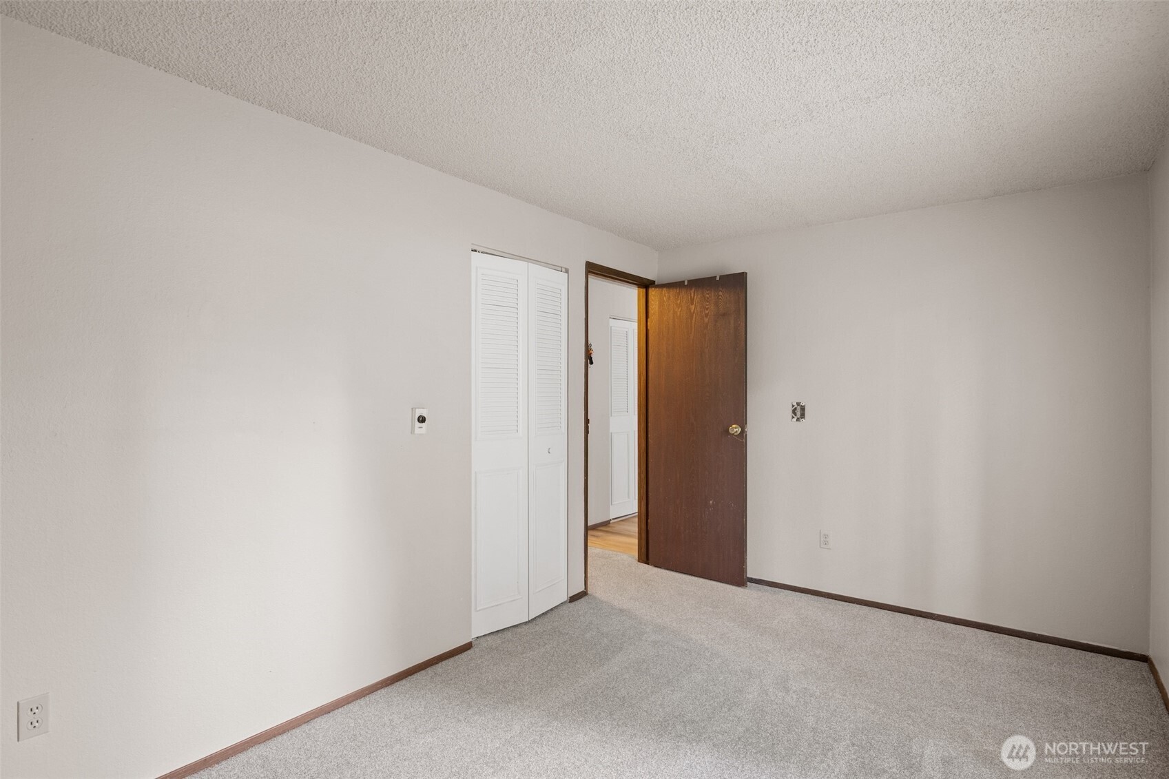 4308 Northeast Sunset Boulevard, Unit T2 Renton, WA 98059 - Photo 16 of 35 Gallery Image 16