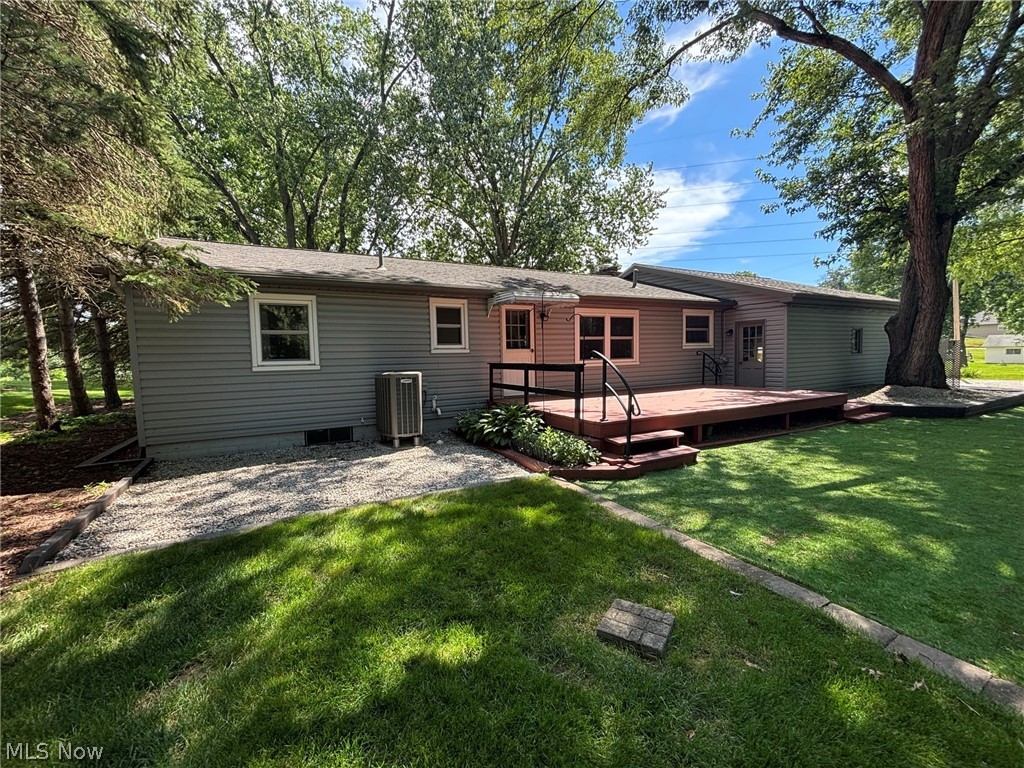 1961 Killian Road Akron, OH 44312 - Photo 22 of 23 Back of house