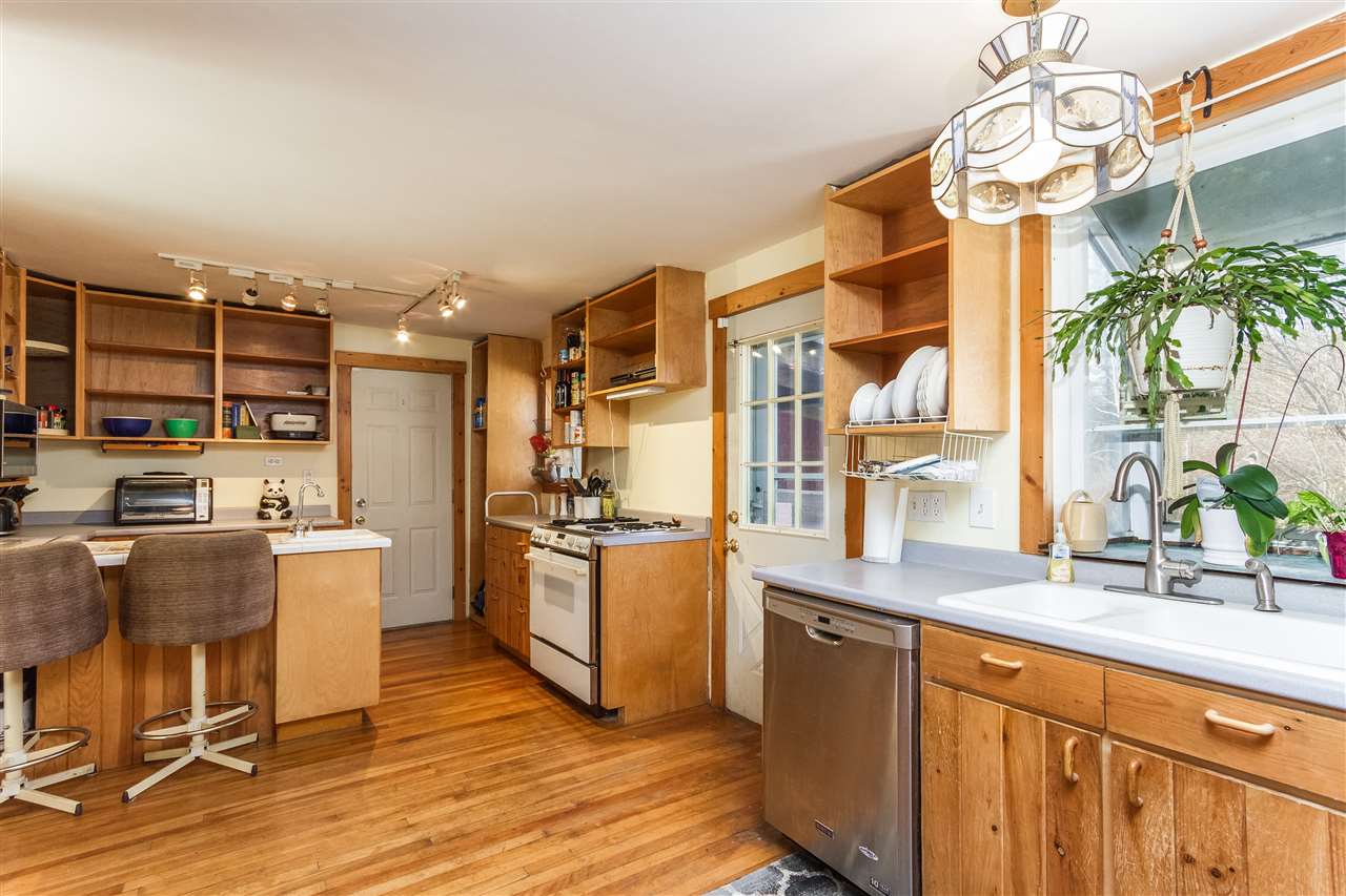 118 Amherst Street Amherst, NH 03031 - Photo 4 of 21
