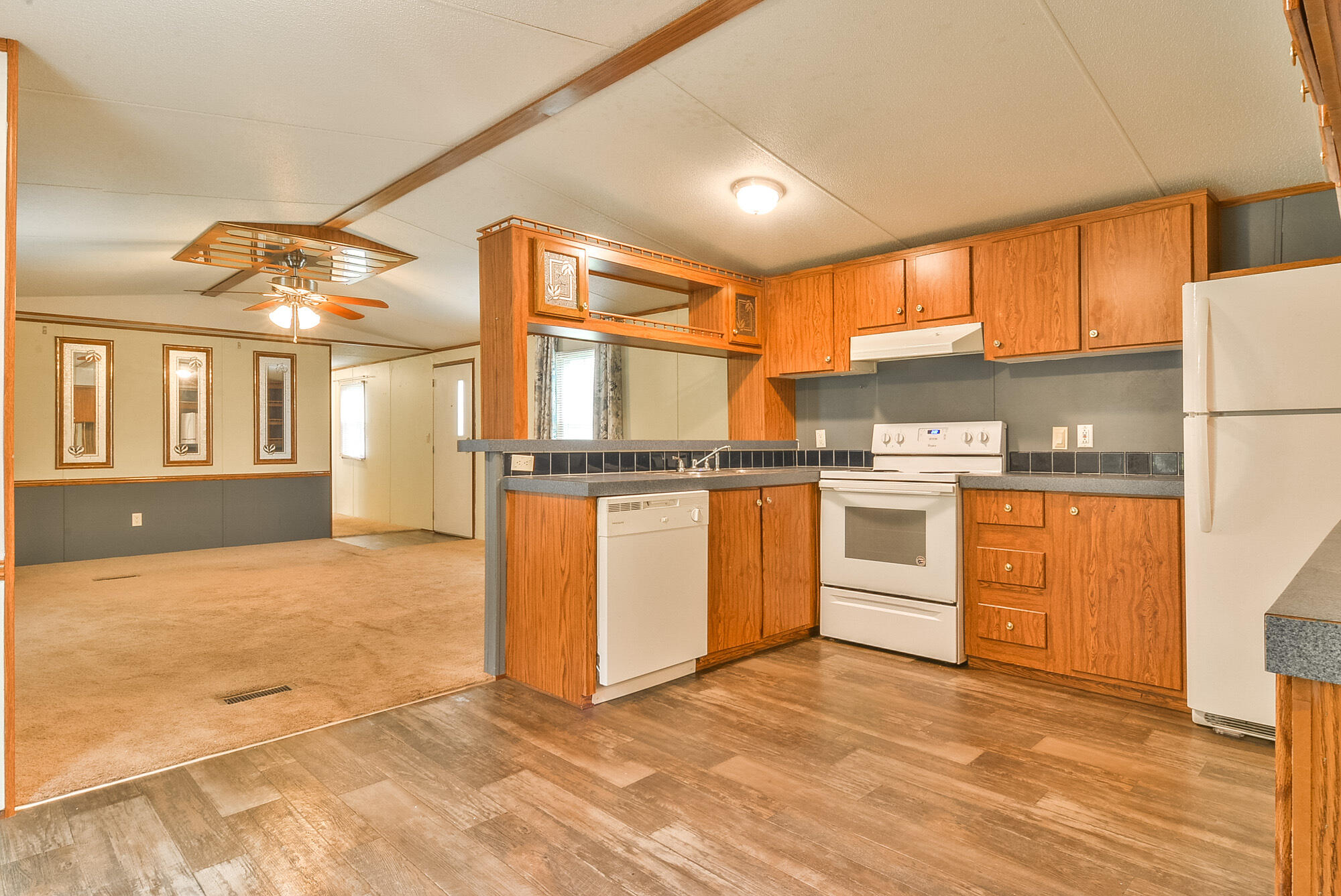 2767 Watauga Road Johnson City, TN 37601 - Photo 21 of 35 TRB_9781