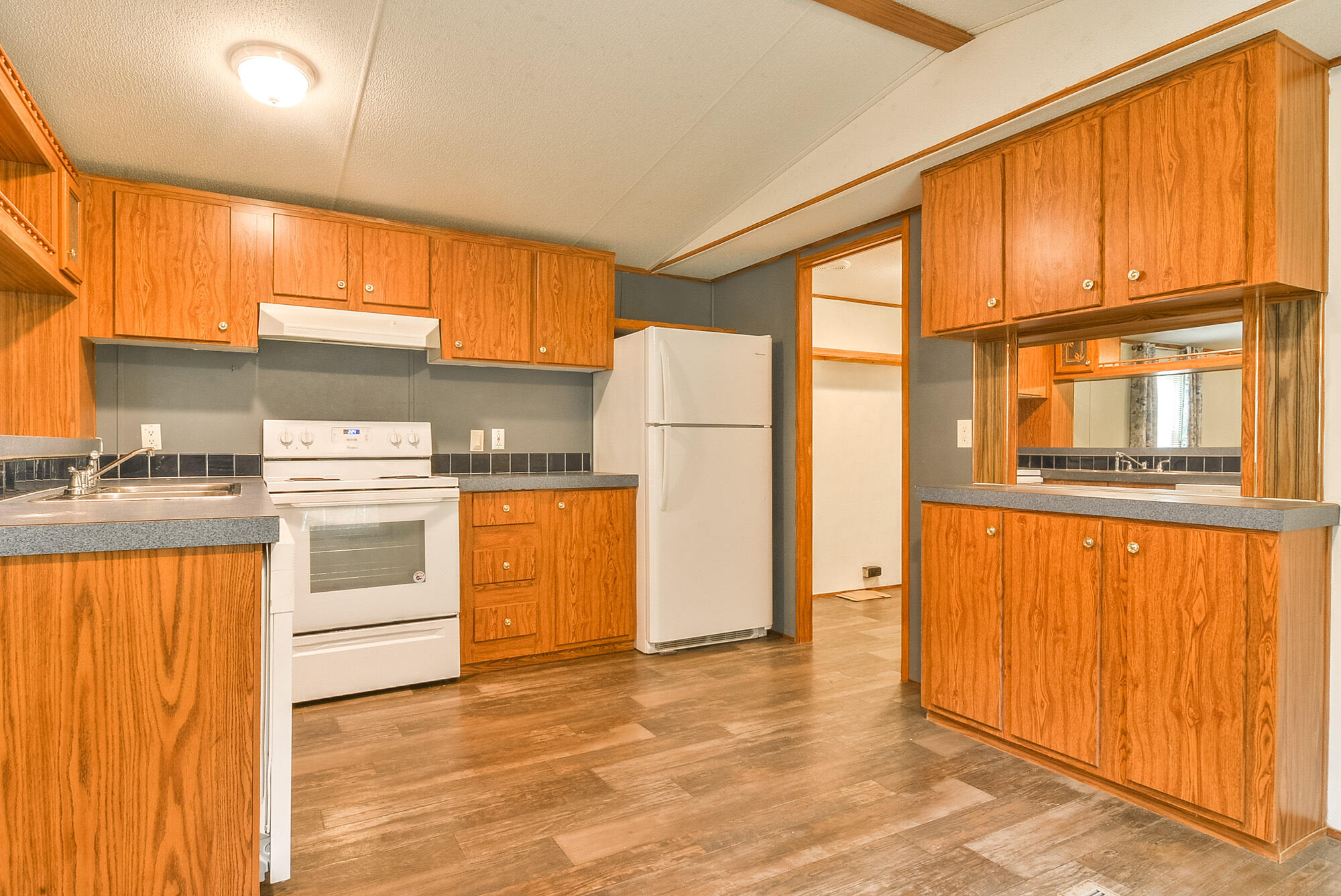 2767 Watauga Road Johnson City, TN 37601 - Photo 25 of 35 TRB_9785