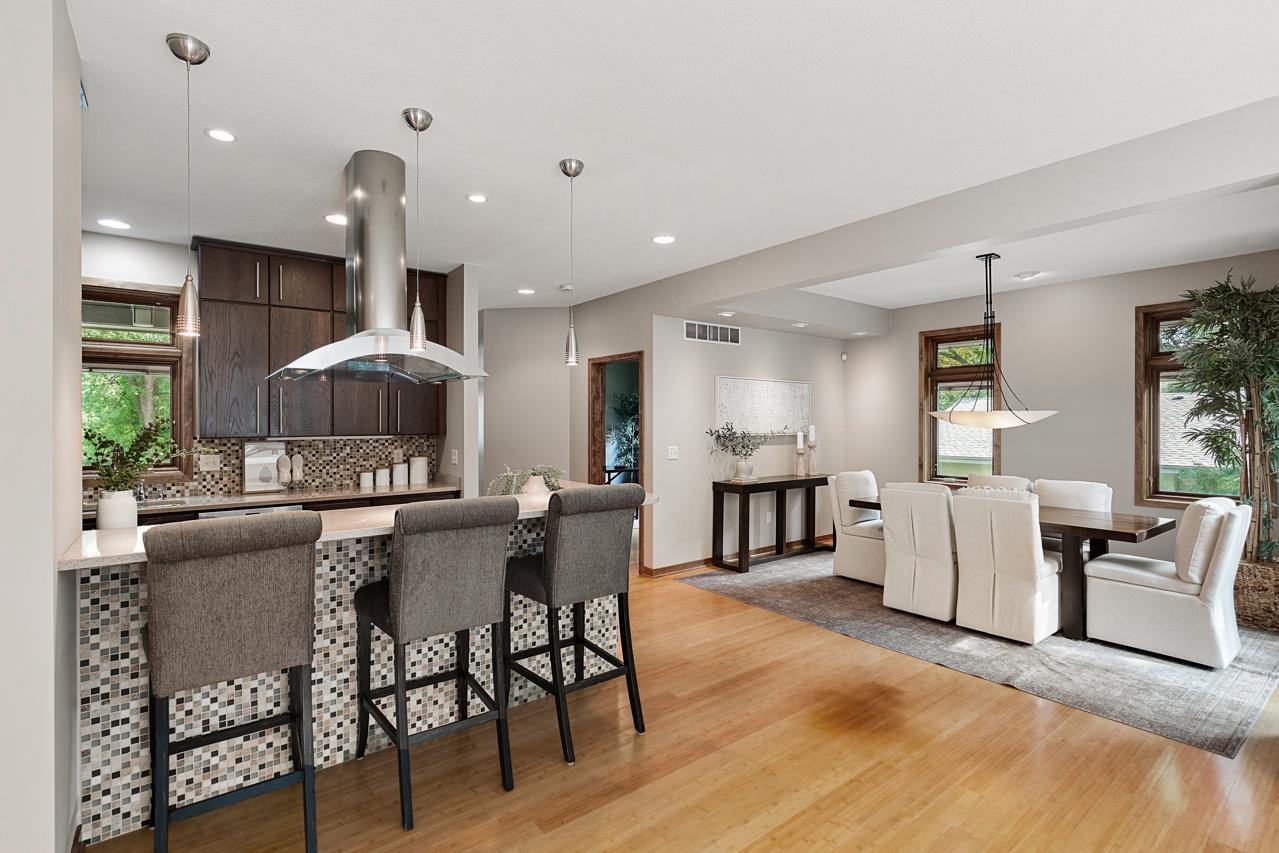 9340 Cedar Forest Road Eden Prairie, MN 55347 - Photo 4 of 46 Gallery Image 4
