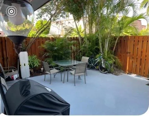 $2,395 | Undisclosed Address, Boca Raton, FL 33433