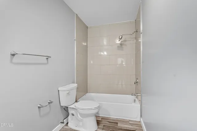 $2,500 | 421 East Colden Avenue, Los Angeles, CA 90003