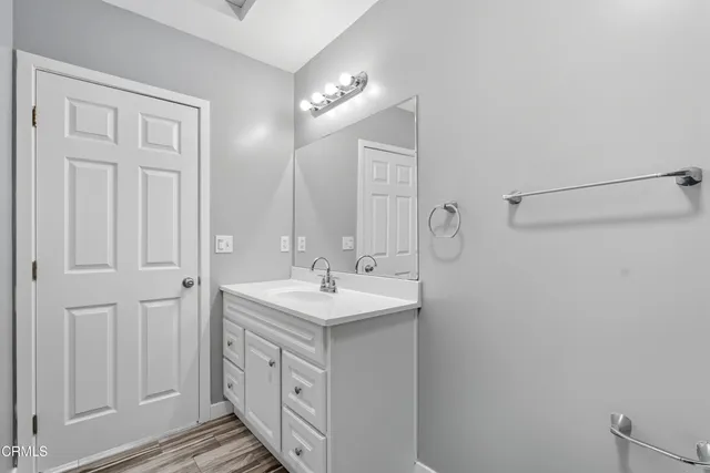 $2,500 | 421 East Colden Avenue, Los Angeles, CA 90003