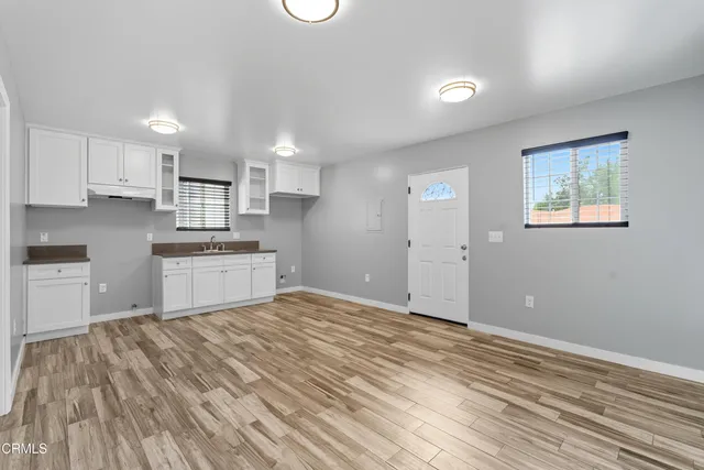 $2,500 | 421 East Colden Avenue, Los Angeles, CA 90003