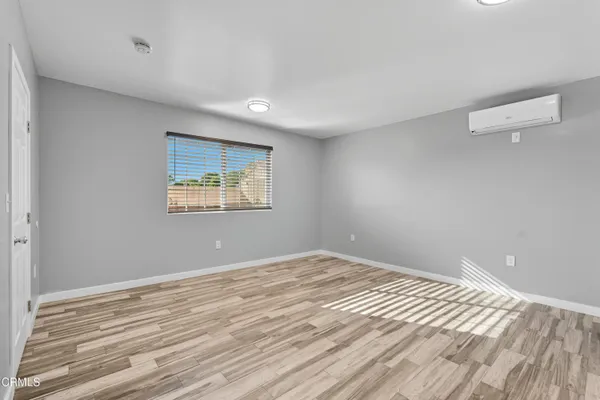 $2,500 | 421 East Colden Avenue, Los Angeles, CA 90003