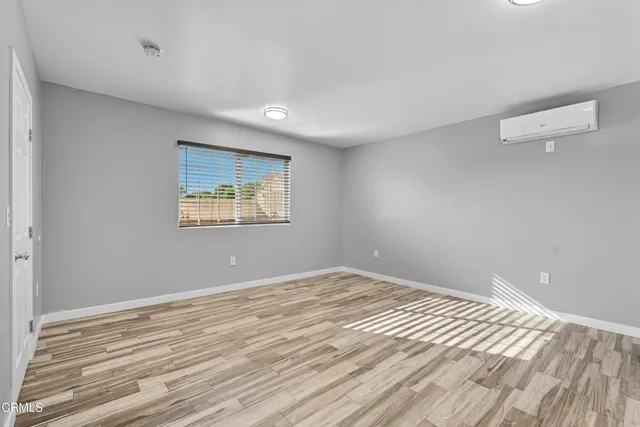 $2,500 | 421 East Colden Avenue, Los Angeles, CA 90003