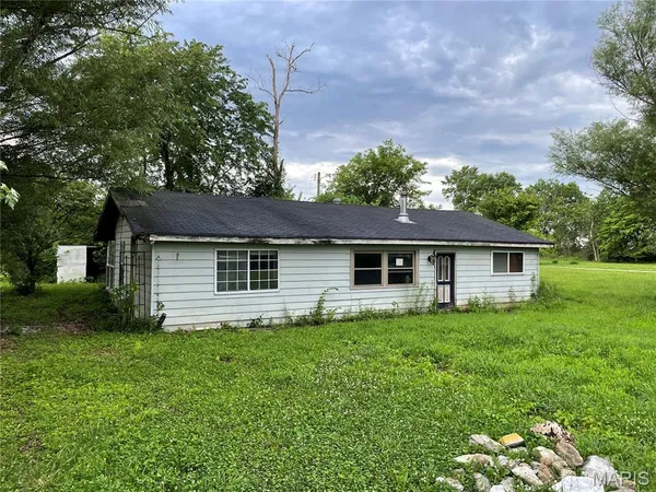 $45,000 | 638 Apache Drive, Portage Des Sioux, MO 63373