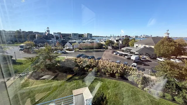 $1,079,000 | 2001 Marina Drive, Unit 211, Quincy, MA 02171