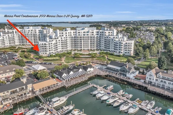 $1,079,000 | 2001 Marina Drive, Unit 211, Quincy, MA 02171