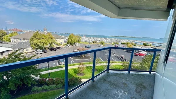 $1,079,000 | 2001 Marina Drive, Unit 211, Quincy, MA 02171